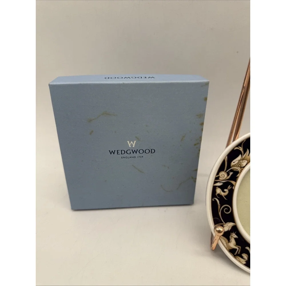 Wedgwood cornucopia oval